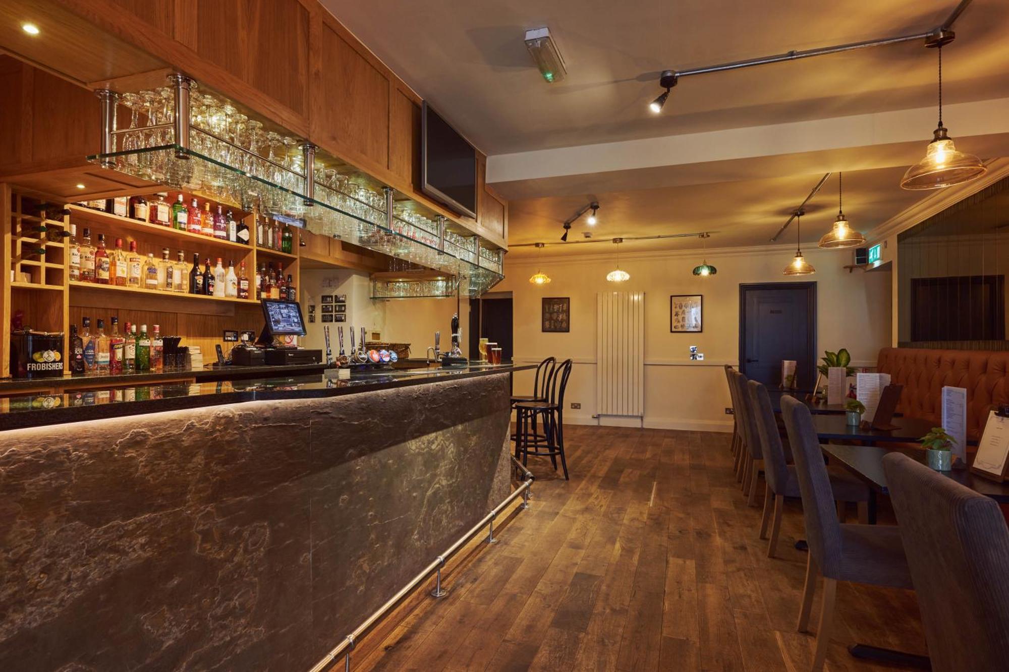 Wilding Hotel 브로 외부 사진