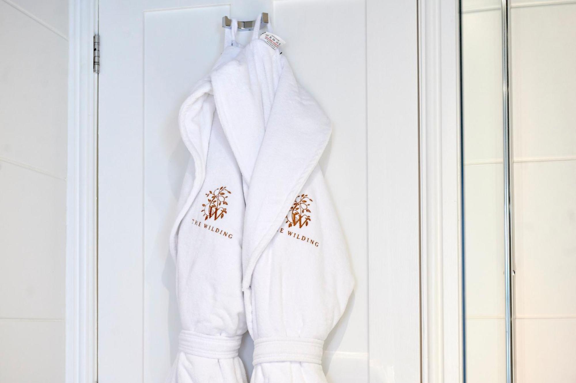 Wilding Hotel 브로 외부 사진